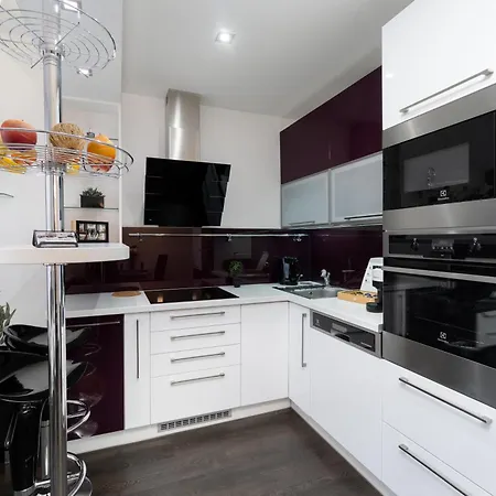 Bnb New Beautiful Apartment In The Center Of Ostrava With Option Garage Parking Exterior photo
