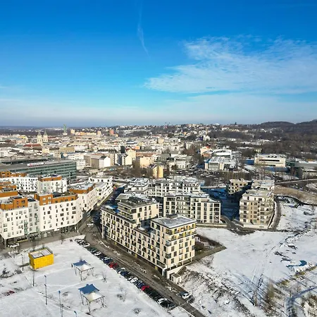 Bnb New Beautiful Apartment In The Center Of Ostrava With Option Garage Parking Exterior photo