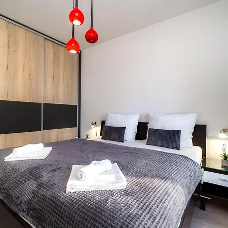Bnb New Beautiful Apartment In The Center Of Ostrava With Option Garage Parking Exterior photo