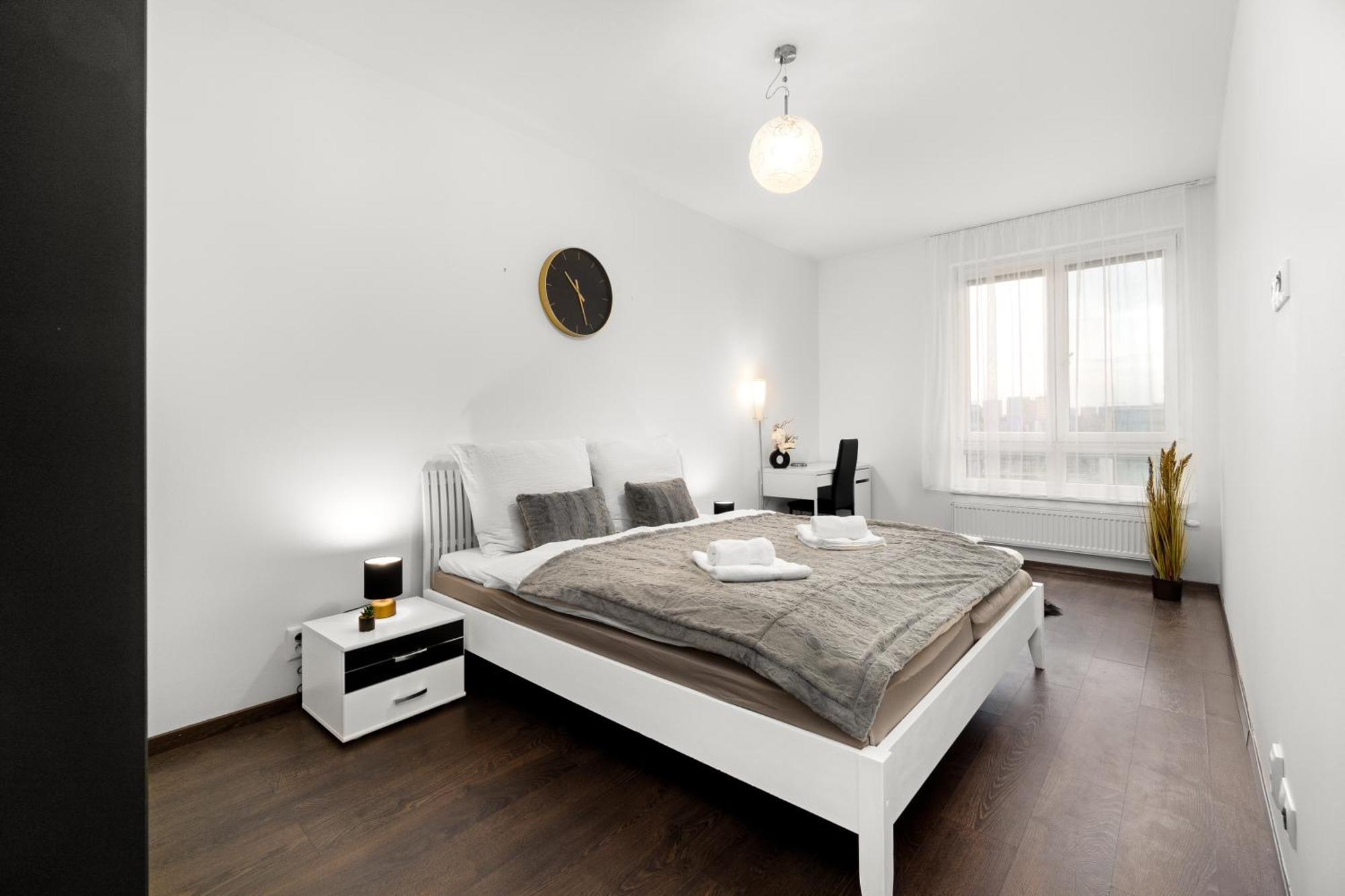 New Beautiful In The Center Of With Option Garage Parking Apartment Ostrava