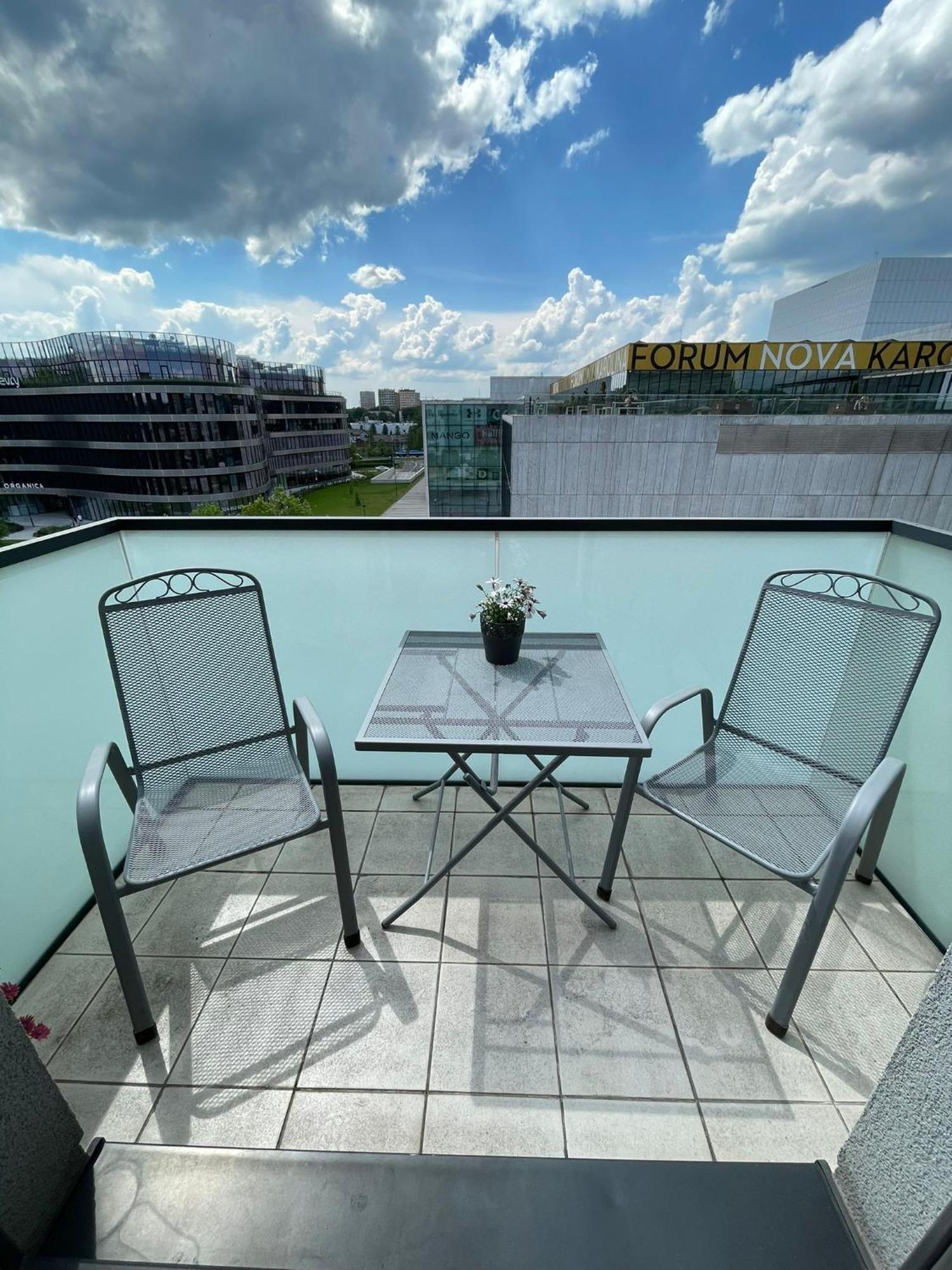 Apartment New Beautiful In The Center Of With Option Garage Parking