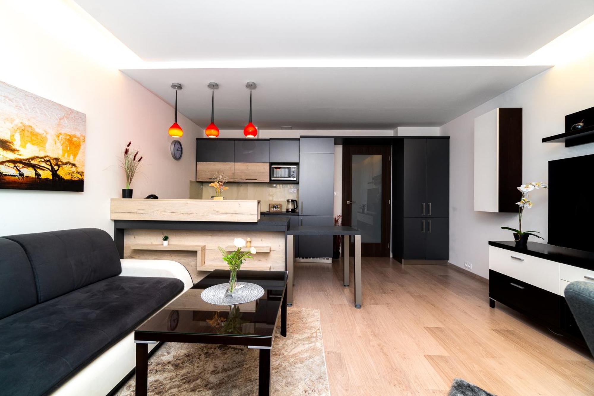 New Beautiful In The Center Of With Option Garage Parking Apartment Ostrava