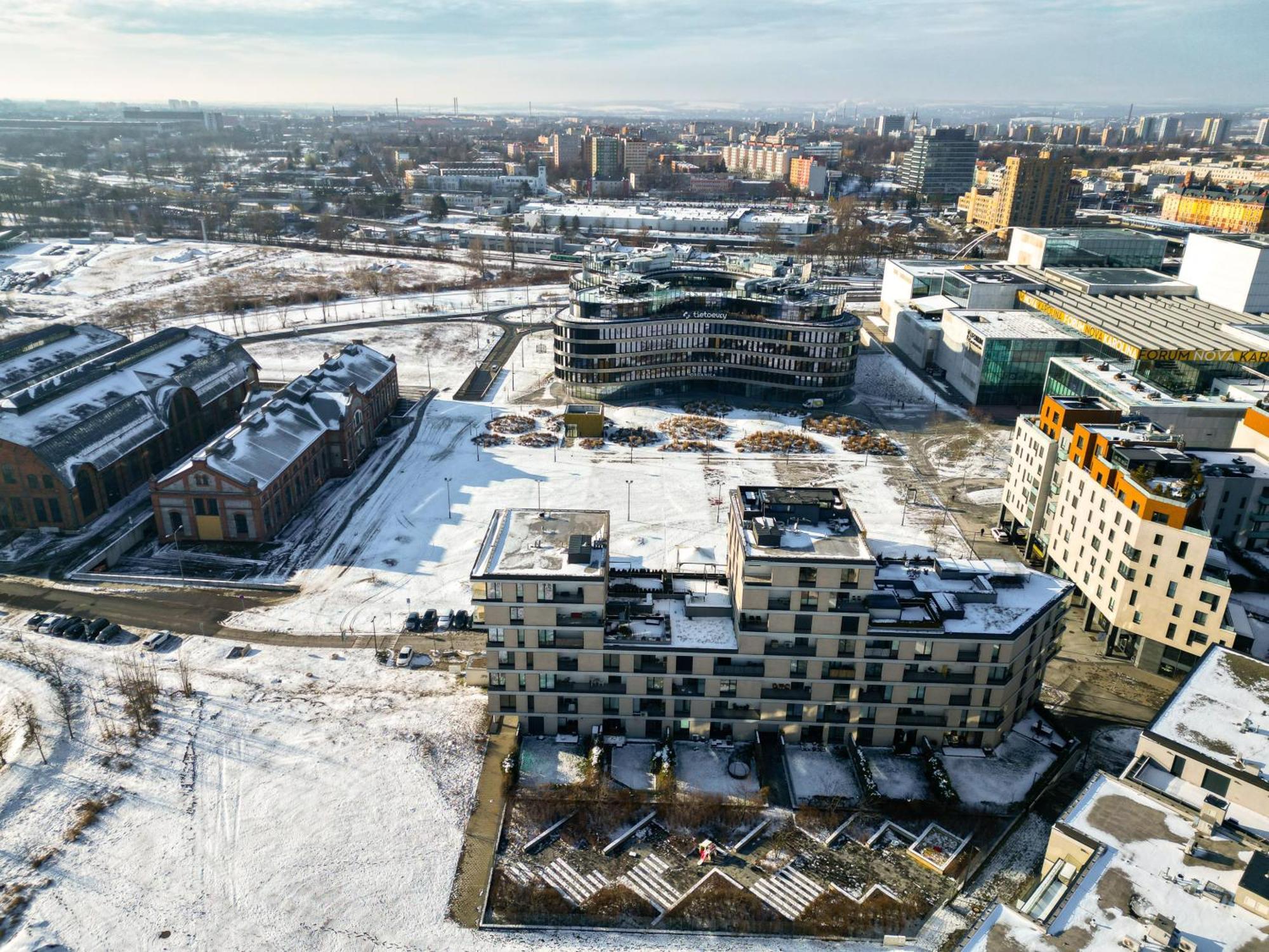 New Beautiful In The Center Of With Option Garage Parking Apartment