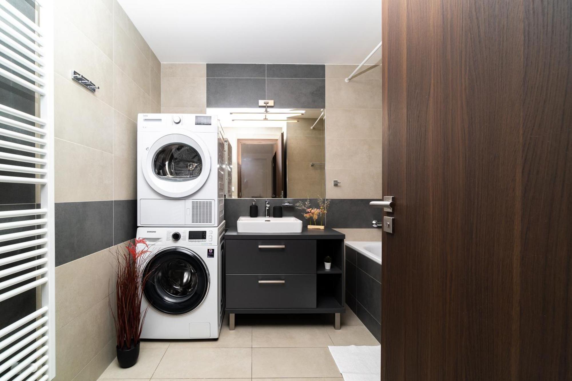 New Beautiful In The Center Of With Option Garage Parking Apartment Ostrava